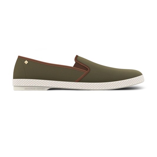 Les Champs Bago Kaki