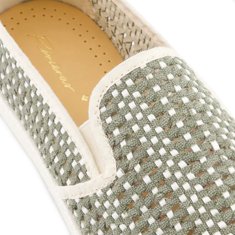 Roma Kaki