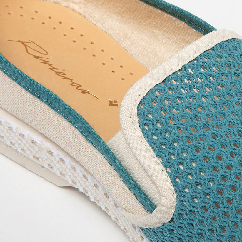 Match Ecru Aqua